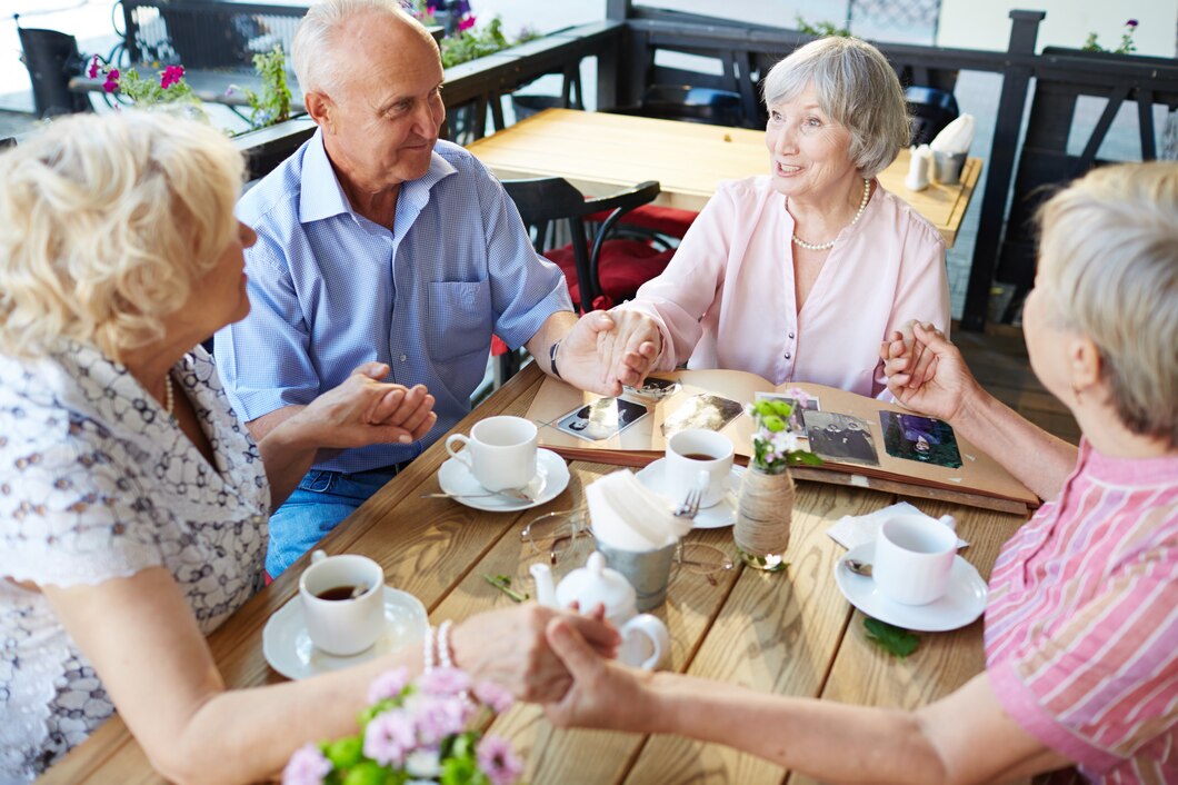 Moment de convivialité pour les bénéficiaires MONALISA