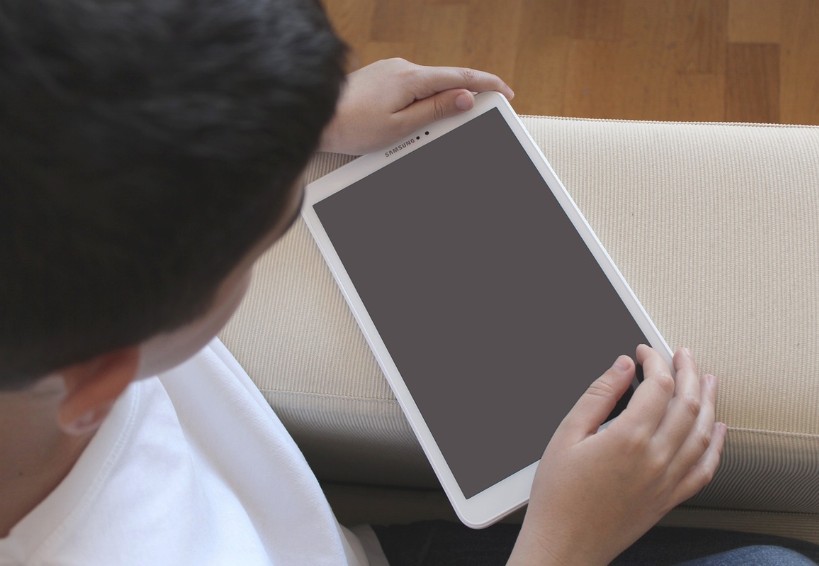 Toujours plus de tablettes numériques pour les écoles élémentaires !