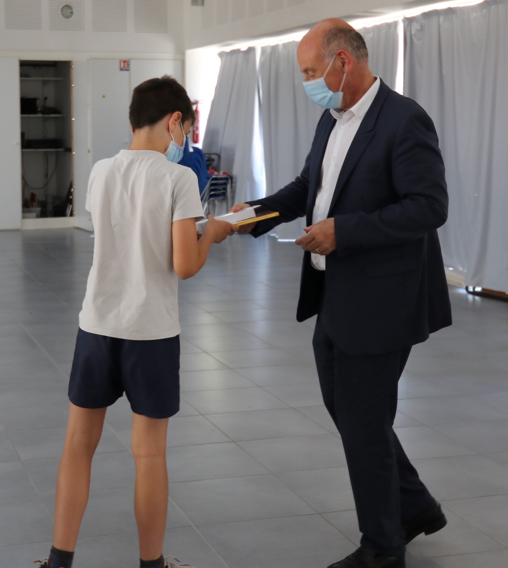 Castelnau-le-Lez fournit 251 calculatrices aux futurs collégiens