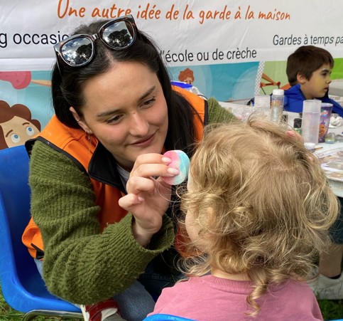 Les enfants pouvaient se faire maquiller.