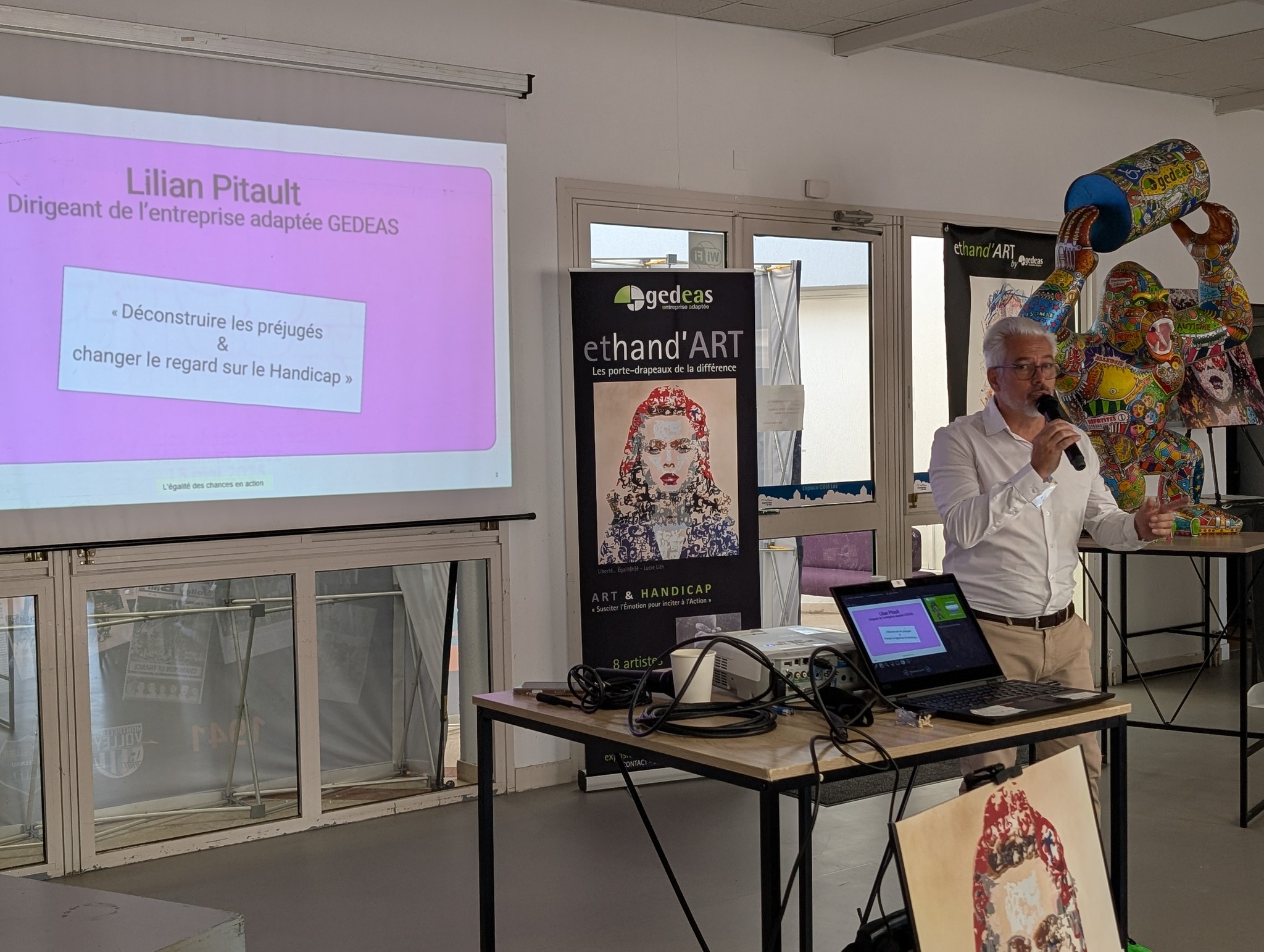 Intervention de Lilian Pitault lors du festival Uniques à Castelnau-le-Lez