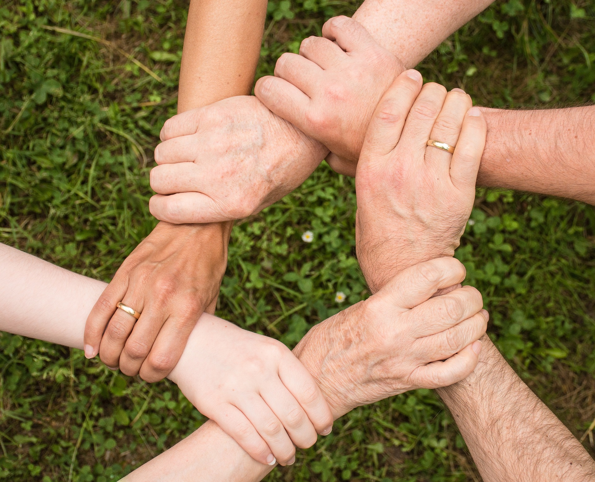 Associations d&rsquo;ici